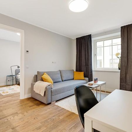 Charming 1Br In Superb Location, Free Parking & Wi-Fi Lägenhet Tallinn Exteriör bild
