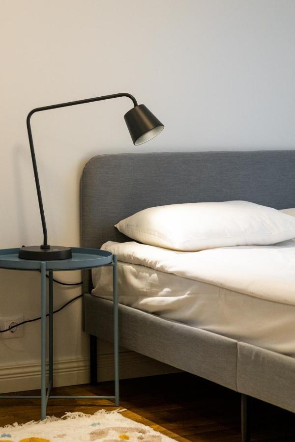 Charming 1Br In Superb Location, Free Parking & Wi-Fi Lägenhet Tallinn Exteriör bild